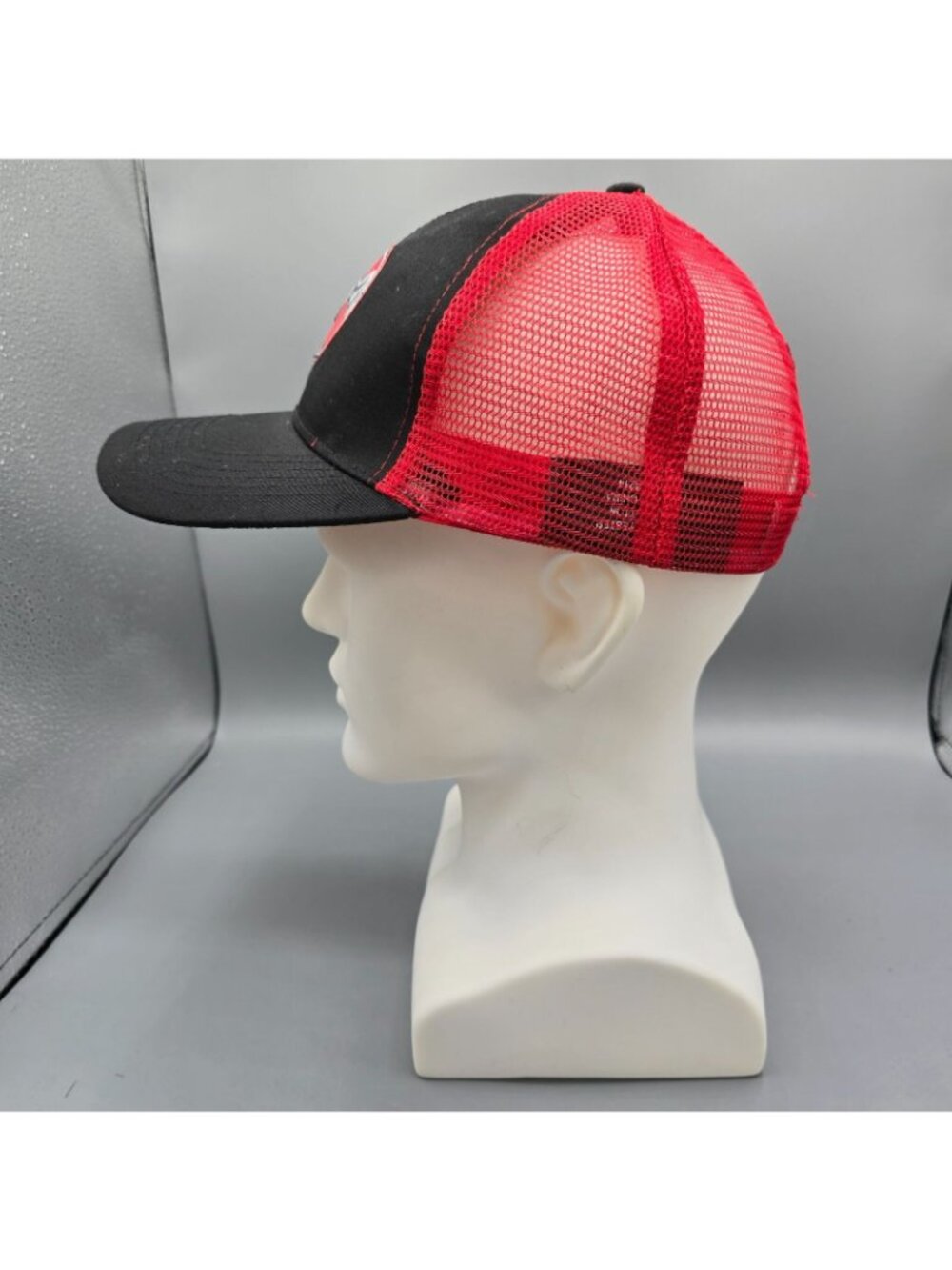 Bacardi Marca De Fabrica Bat Logo Red & Black Mesh Snapback Hat *Fair Condition - Picture 8 of 11